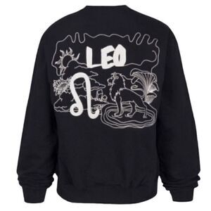 Good American Black Oversized Leo Zodiac Boyfriend
Sweatshirt(Size O/XS)